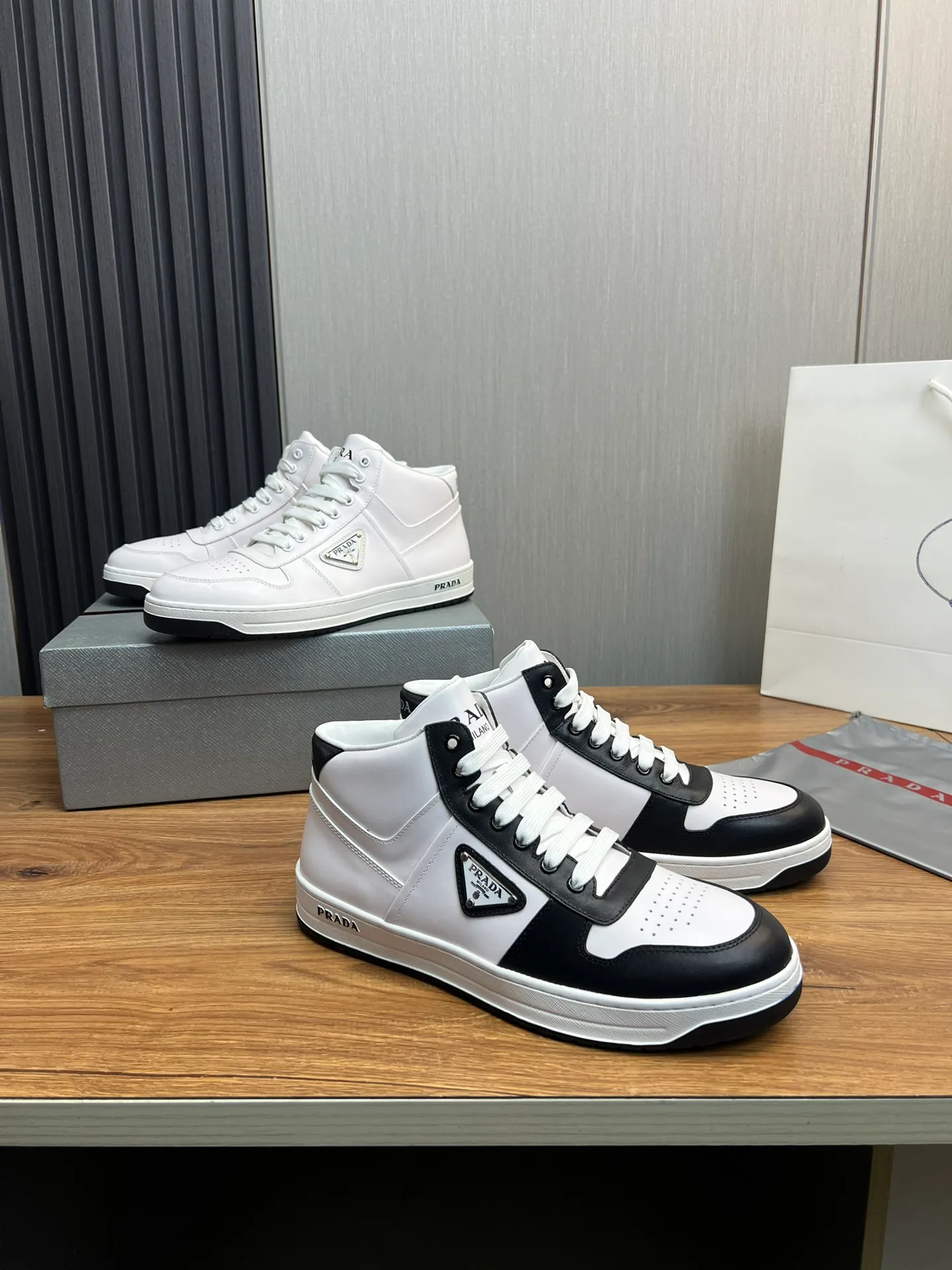 Men's shoes 💰620💰 [PRADA] Autumn and winter hot sale 🔥High quality shipment ✔️Original cowhide + cowhide lining, 1🆚1 replica, original sole, 38-45 (45 customized, non-refundable)